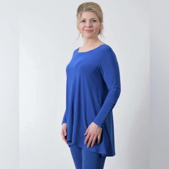 Pretty Woman Hi Lo Ling Sleeve Tunic Top - Picture 7 of 9